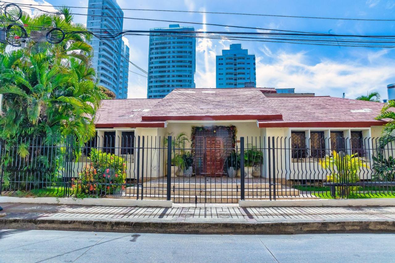 Classics - Omega House * Cartagena